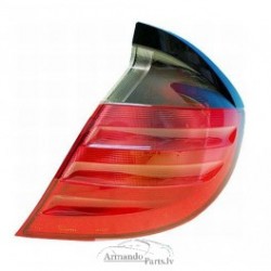 Mercedes W203 00-04 aizmugures lukturis R COUPE  HELLA 2