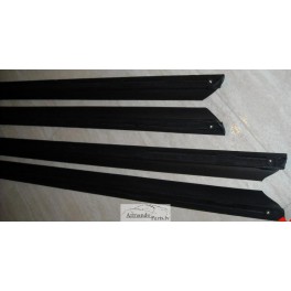 AUDI A4 95-01 moldingu komplekts apakša 4gab.
