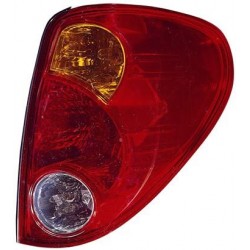 Mitsubishi L200 05- aizmugures lukturis L