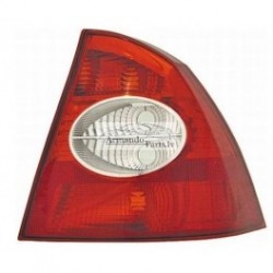 FD Focus 04-08 aizmugures lukturis 4D L