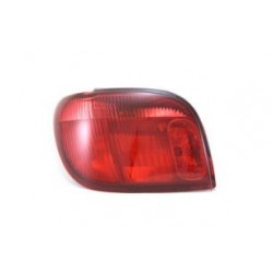 TT Yaris 02-05 aizmugures lukturis L Koito tips