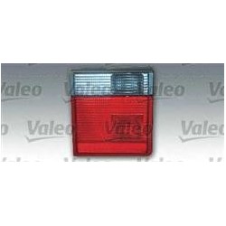 LR Range Rover 94-02 aizmugures lukturis vidus L VALEO