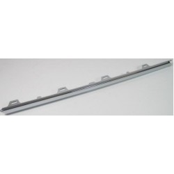 VW Passat 05-10 bampera uzlika aizmugures hroms COMBI L