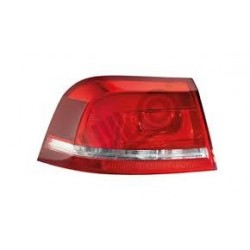 VW Passat 10- aizmugures lukturis COMBI stūris R ULO