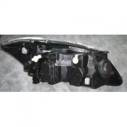 Toyota Corolla 04-06 lukturis 3/5D R tips VALEO