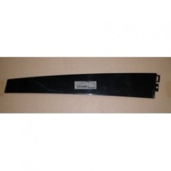 VW Passat  97-00 aizmugures durvju loga stiprinājums R...