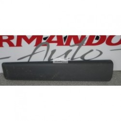 Renualt Trafic 01- durvju moldings priekša Kr. 8200036088