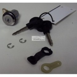 Berlingo 96-02 durvju slēdzene L R ar atslēgu