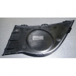RENAULT  Clio 05-09 reste bamperī R bez miglas cauruma...