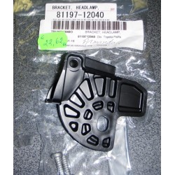 Toyota Auris 07- luktura stiprinājums R 8119712040 2