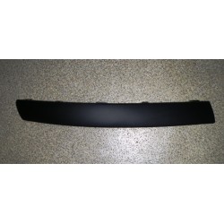 VW Passat 00-05 bampera uzlika R 3B0807718D