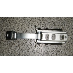 Mercedes Sprinter 06- durvju kronšteins A9067200516