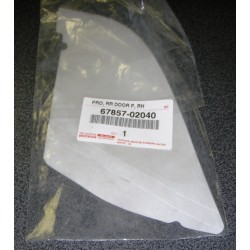 Toyota Auris 07- aizsarguzlīme R 6785702040