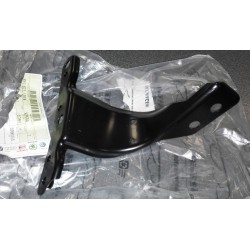 Audi A4 05- spārna stiprinājums R apakšējais  8E0821136B 2