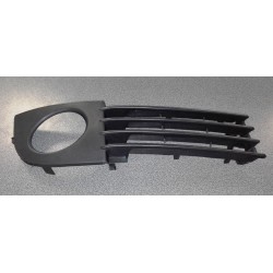 Audi A6 01- reste bamperī R ar miglas luktura caurumu...