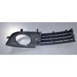 Audi A6 01- reste bamperī R ar miglas luktura caurumu... 2