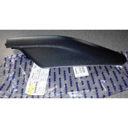 VOLVO V70 XC70 01-07 Jumsta reliņu nosegs priekša R, 8648182