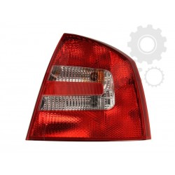 Škoda Octavia 08- aizmugures lukturis R HB 1Z5945112A