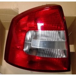 Škoda Octavia 08- aizmugures lukturis L HB, 1Z5945111A