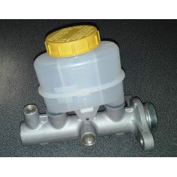 Nissan 93-00 Galvenais bremžu cilindrs TRW PMK594...