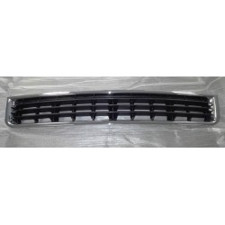 Audi A4 01-04 reste bamperī VID 8E0807647 2