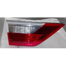 BMW X3 E83 06-10 aizmugures vidus L balts/sarkans ULO...