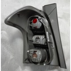 TOYOTA COROLLA VERSO 04-09 aizmugures lukturis OE R... 2