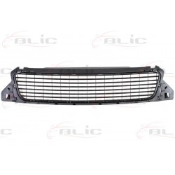 Dacia Duster 10- reste bamperī VID 622540008R