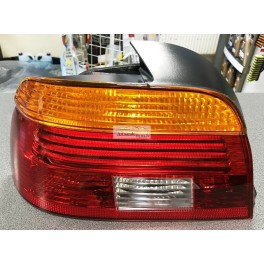 BMW 5 E39 00- aizmugures dzeltens/sarkans L Depo 63216900209