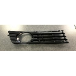 Audi A4 01-04 reste bamperī L 8E0807681A 2