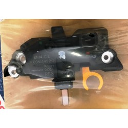 Volvo S60, V70, XC90 Sprieguma regulators BOSCH F 00M A45...