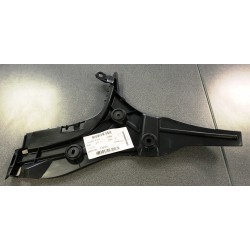 Audi A3 13-17 aizmugures bampera stiprinājums L 8V4807377A