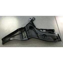 Audi A3 13-17 aizmugures bampera stiprinājums L 8V4807377A 2