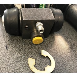 Ford Transit 77-86 Bremžu cilindrs LPR 1554476, 73VB2261AB 2