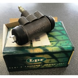 MAZDA 323 85-89 Bremžu cilindrs LPR 611 151,... 2