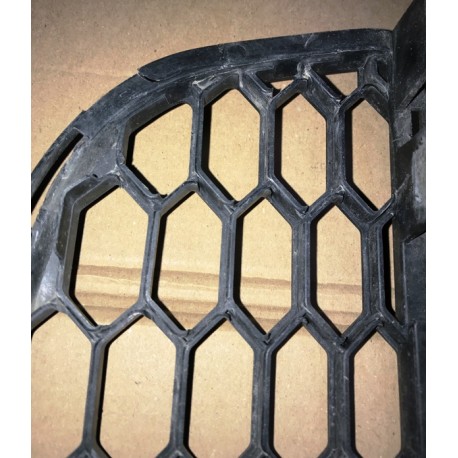 TOYOTA COROLLA VERSO 04-09 reste bamperī 531120F020