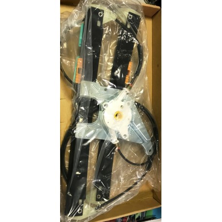 Audi  A3 96-00 loga pacēlāja mehānisms priekšas L elektro bez motoriņa 3D 8L3837461