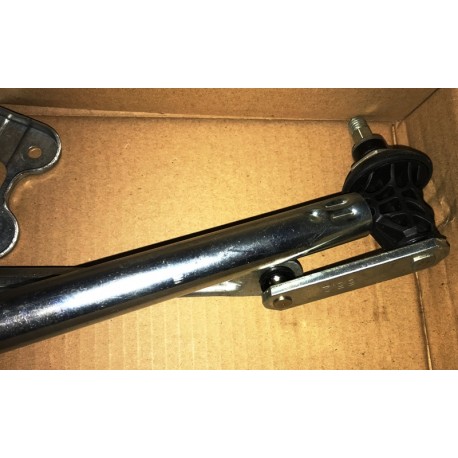 BMW 3 E46 98- logu tīrītāja mehānisms priekšas...