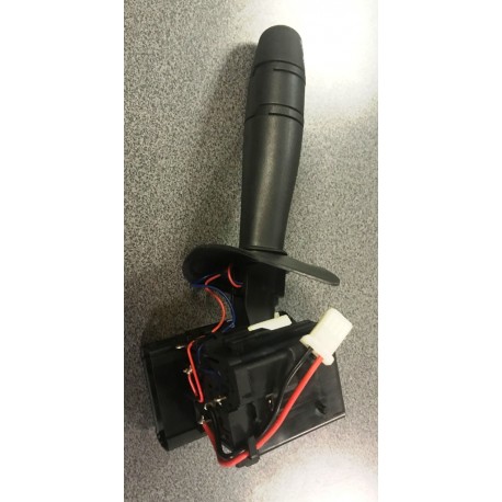 Renault Megane 99-02 slēdzis gaismas tuvās, tālās, miglas, gabarīti, pagriezienu rādītāji 7701047254