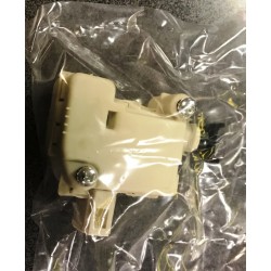 VW Passat 96-00, Golf 4 bagažnieka slēdzenes motoriņš COMBI 3B5827061B, 1C0827425, 3B0959781C