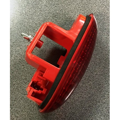 Renault Traffic 00-06 aizmugures lukturis STOP lukturis durvīs 93850108, 4408479, 4411019, 8200040732, 8200209522, 91166696