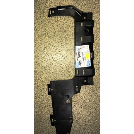 BMW E90, 91 aizmugures bampera nosegs vidus 51127163847
