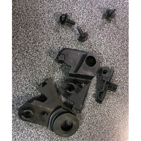 Peugeot 207 priekšējā luktura remonta ausis L, 621296