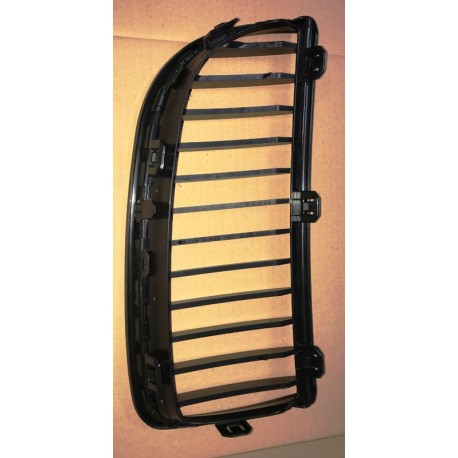 BMW E90, E91 04-08 reste L, R melnas komplekts