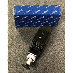 Volvo Bremžu signāla slēdzis 28432064 PROPARTS, 8622064 2