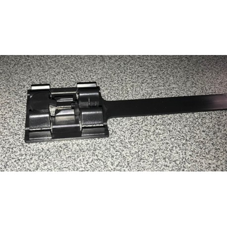 Opel Astra 98- slieksnim Stiprinājums 164987