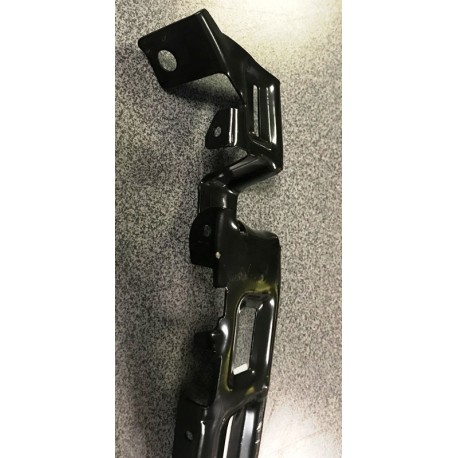 KIA Sorento 09-12 priekšējā bampera kronšteins L 86577-2P000