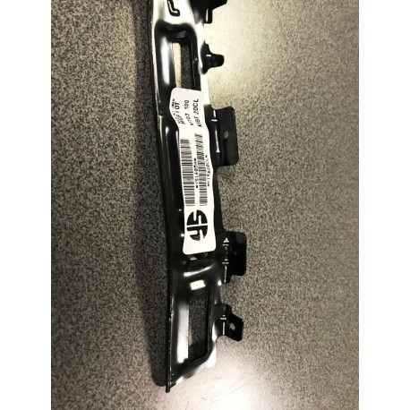 KIA Sorento 09-12 priekšējā bampera kronšteins L 86577-2P000