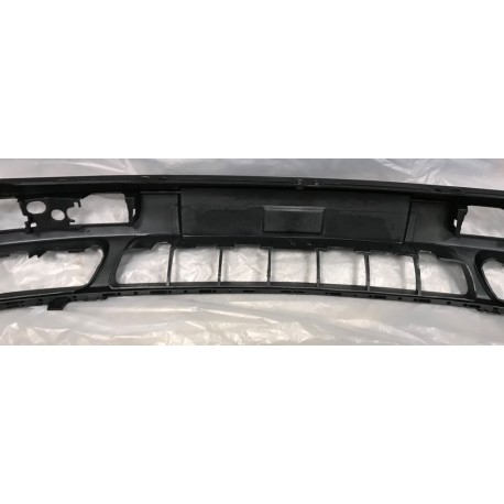 VW Golf 91-97 bamperis melns struktūrā...