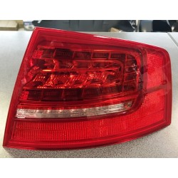 Audi A8 08-10 aizmugures stūris R ULO  4E0945096H